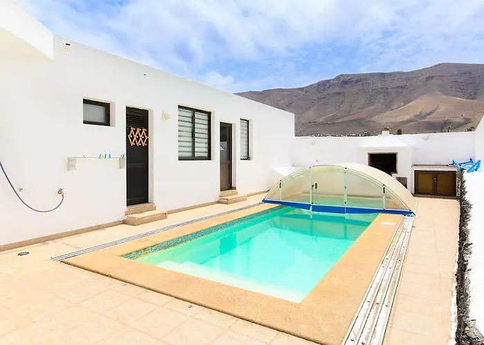 Apartment Famara Beach Apt *